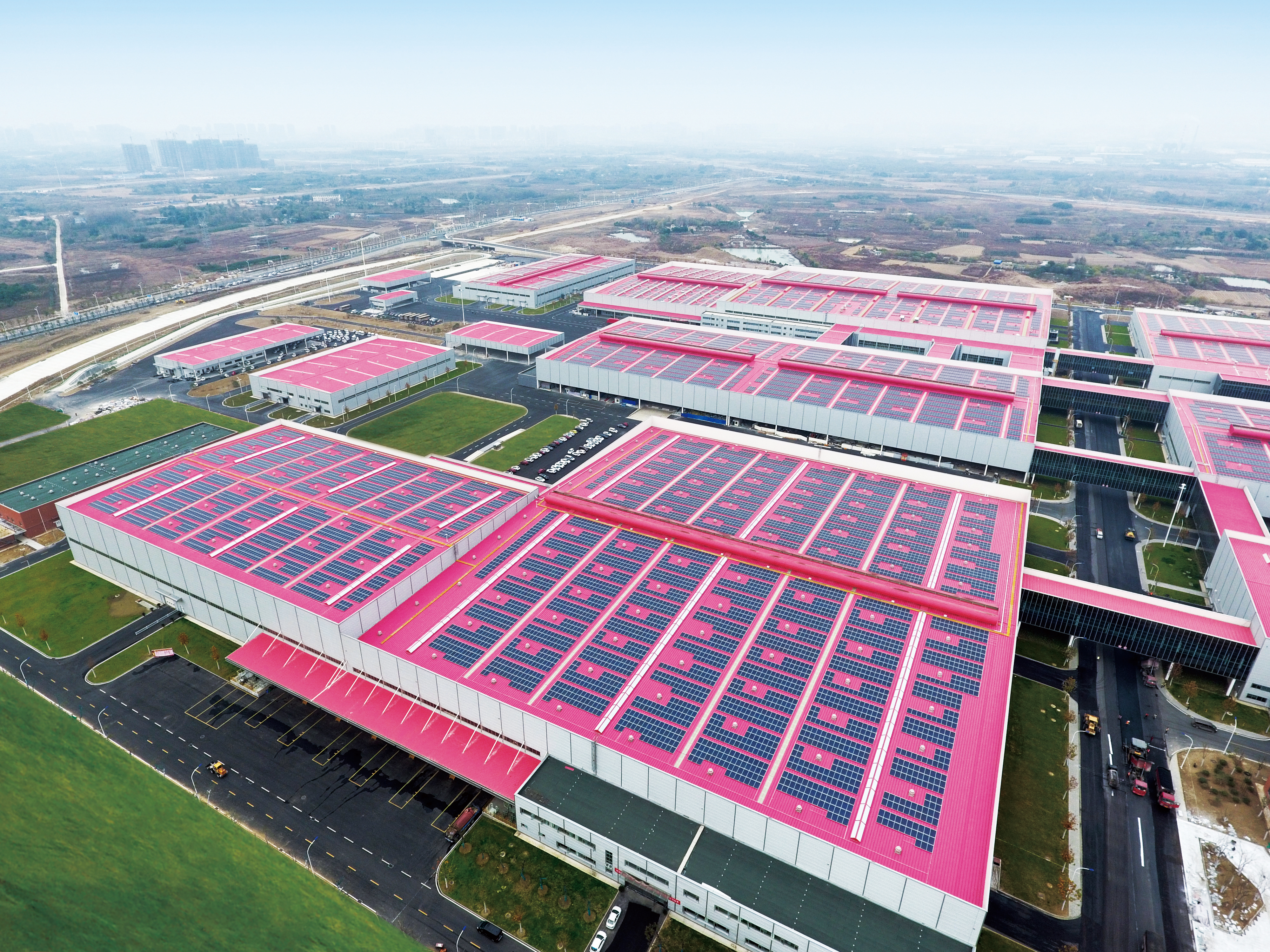 江淮汽车高端及纯电动轻卡12MW工商业光伏电站