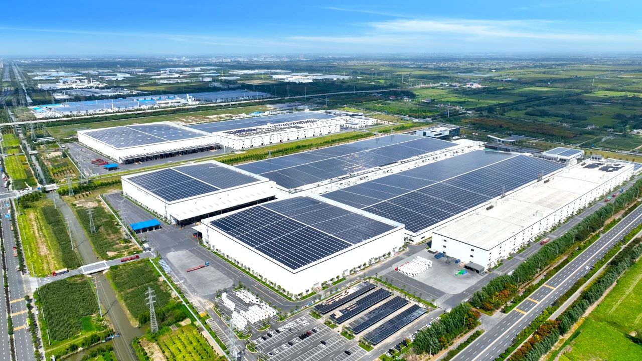 新春开门红 |「链」接千行百业，贝博工商业光伏掀起并网潮！