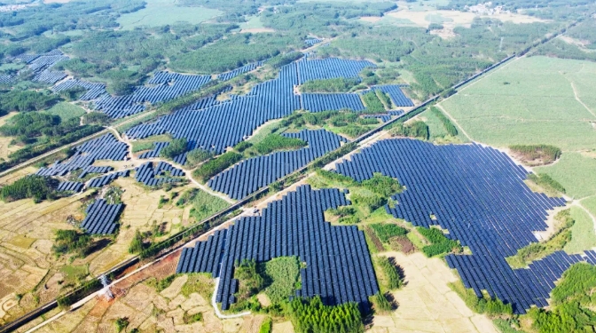 闪耀时刻 | 贝博新能源大型风光电站集中并网超2GW！