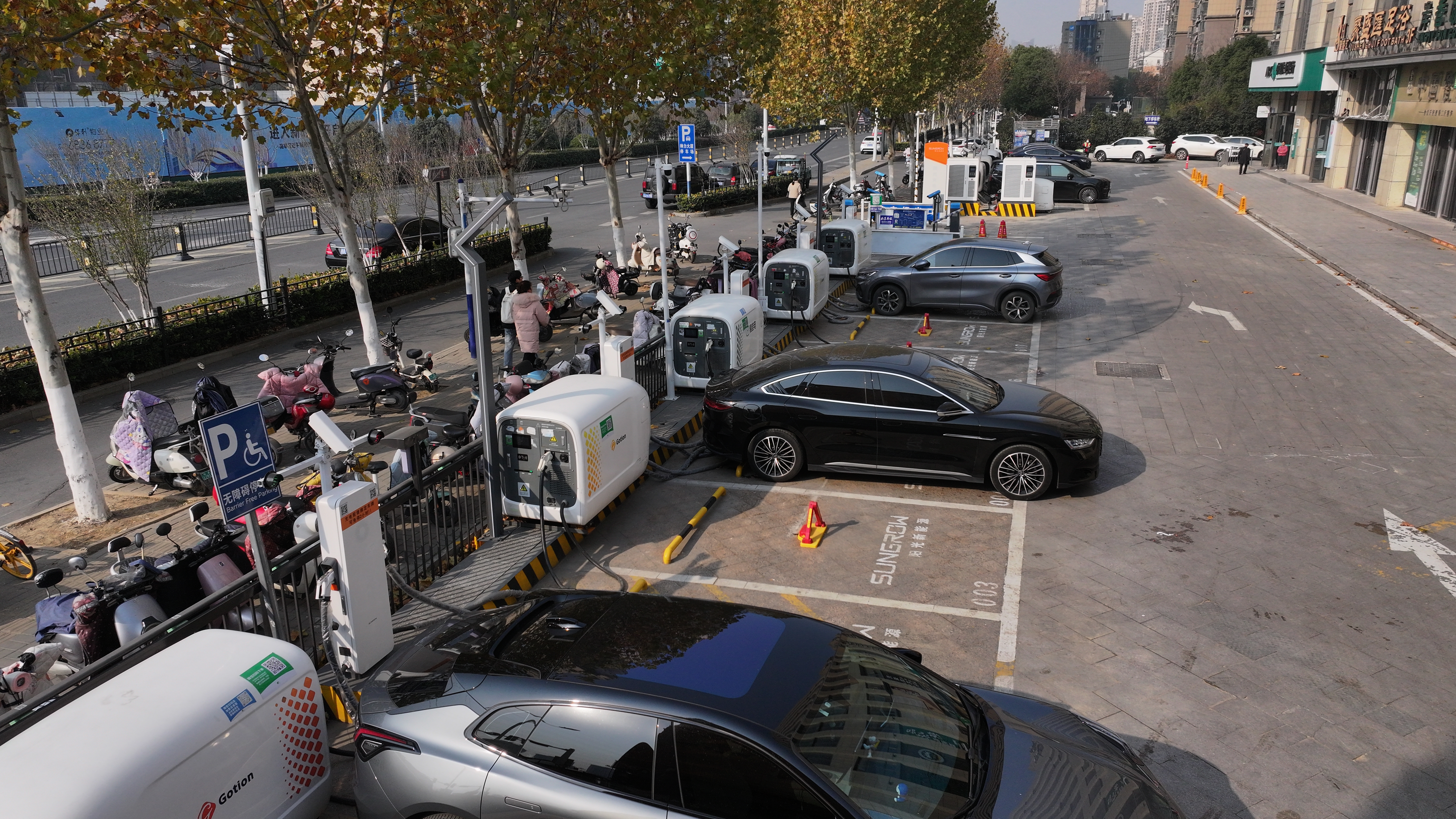 安徽合肥神力广场贝博充电站