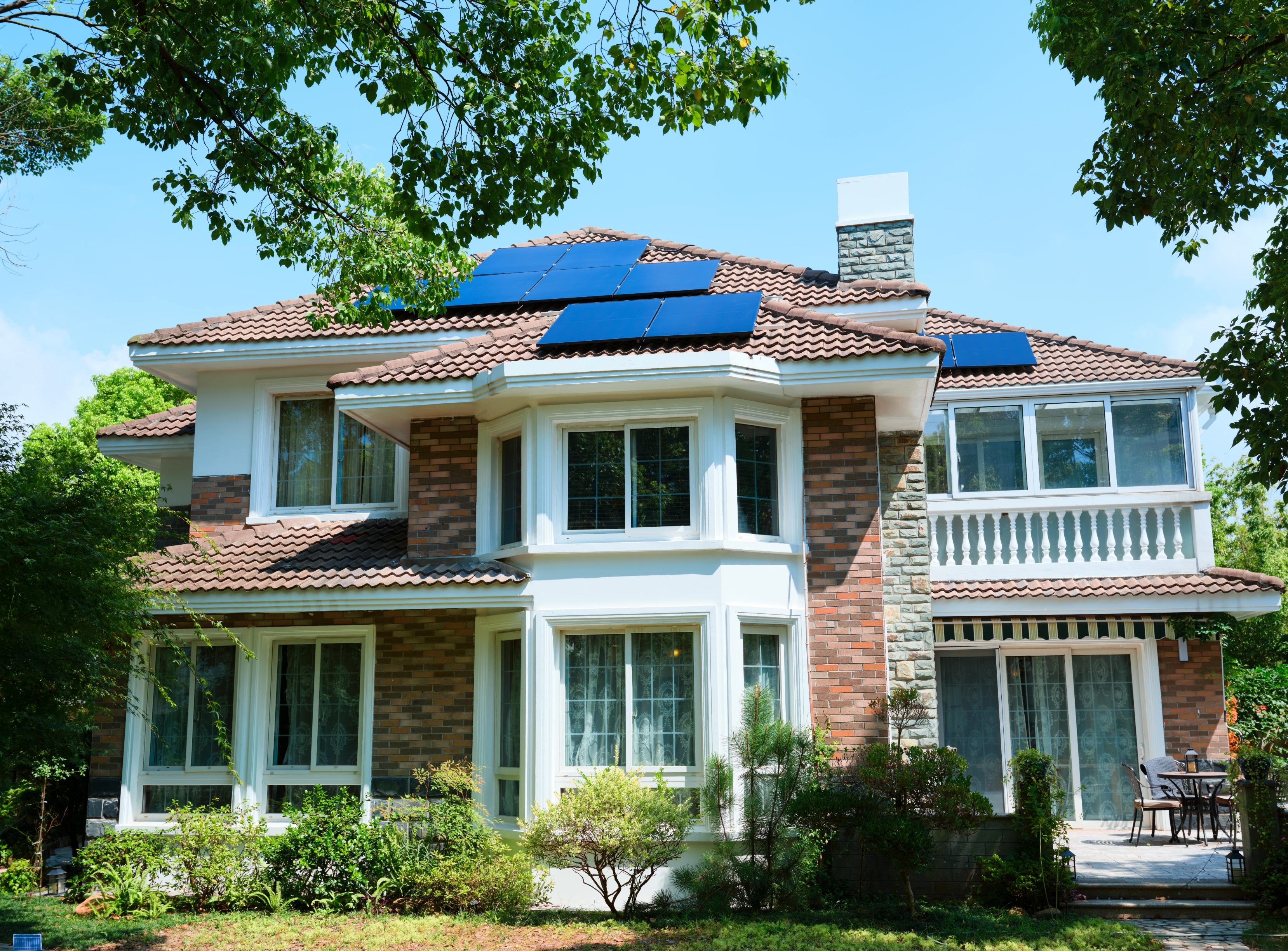 上海贝博家庭能源别墅光储充电站