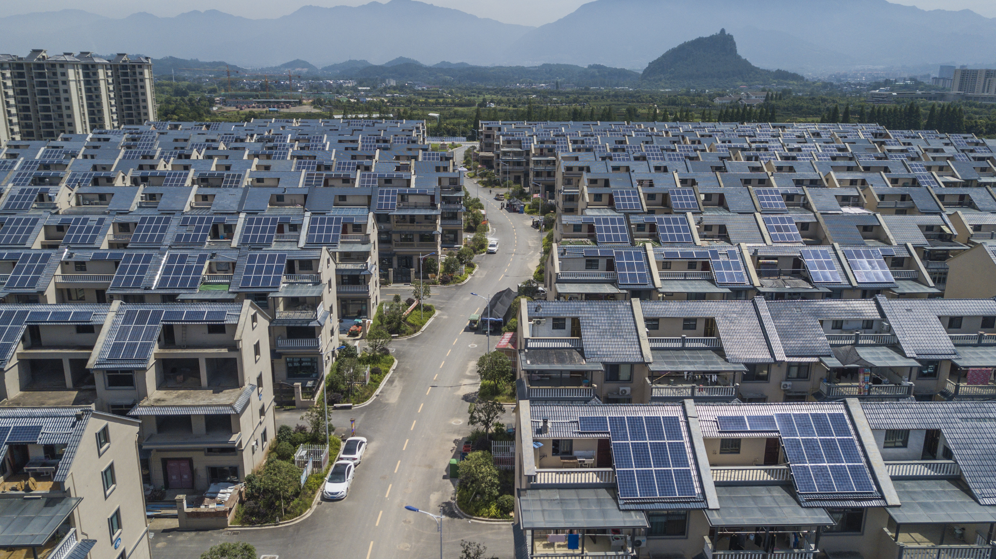 浙江丽水松阳县玉湖村光伏小镇